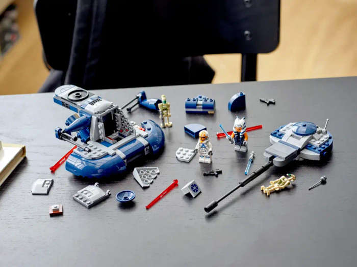LEGO® Star Wars - Armoured Assault Tank (75283)