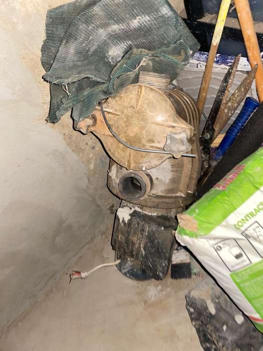 0.75Kw Water Pumps:  2nd-Hand Pump for Parts - Not working