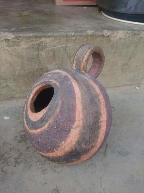 1975 Sunette pottery.