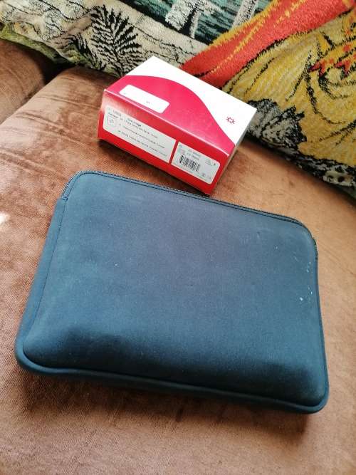 Acer Aspire laptop with charger and bag