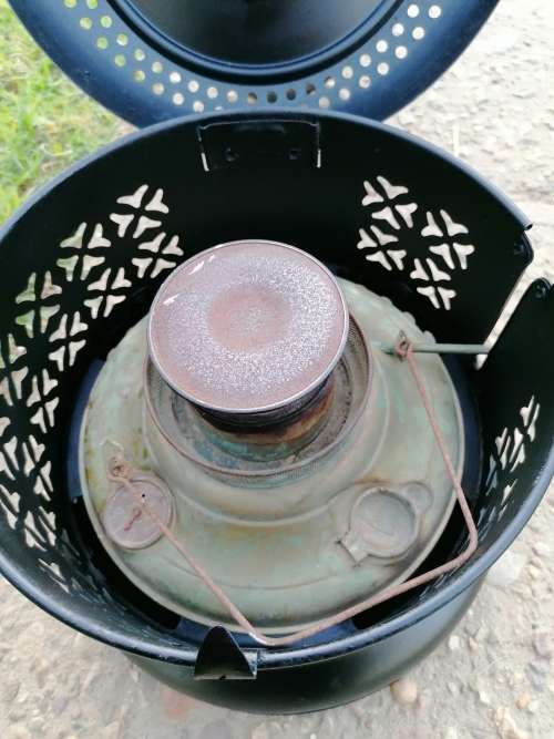 Vintage Valor paraffin heater. Not tested sold as is