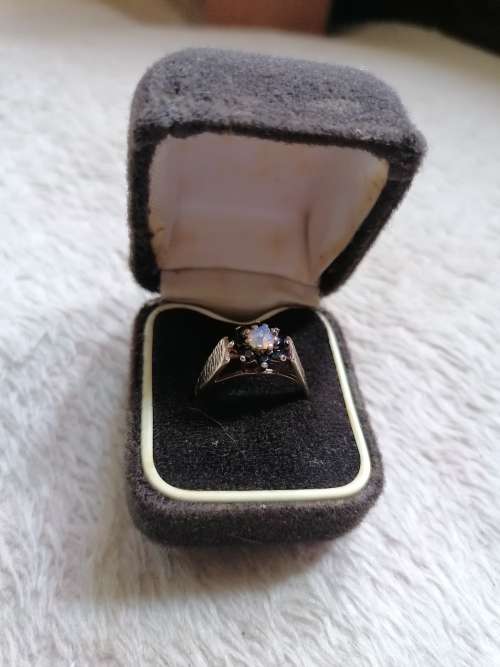 Stunning vintage Natural Opal & Blue Sapphire 9K Solid gold