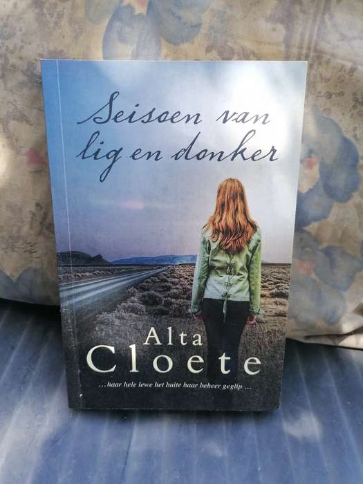 Seisoen van lig en donker deur Alta Cloete