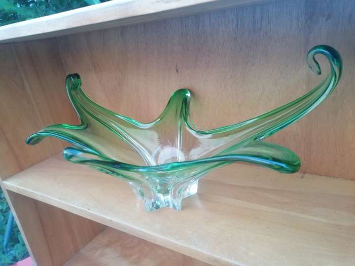 Large Stunning Midcentury Green Murano Glass Bowl.