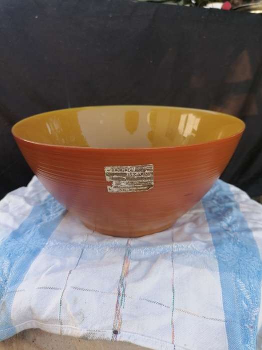 Vintage arcopal volcan bowl.