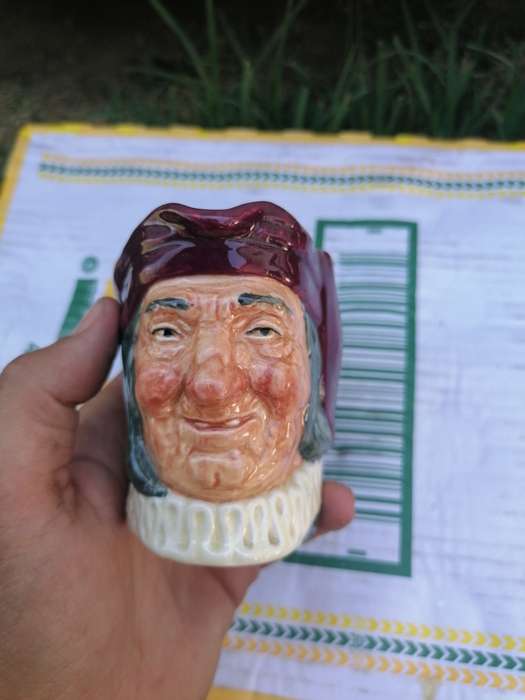 Royal Doulton Character Jug Simon The Cellarer Toby