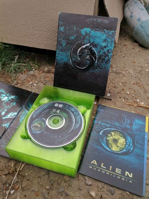 Alien Quadrilogy DVD Collectors Edition Box Set