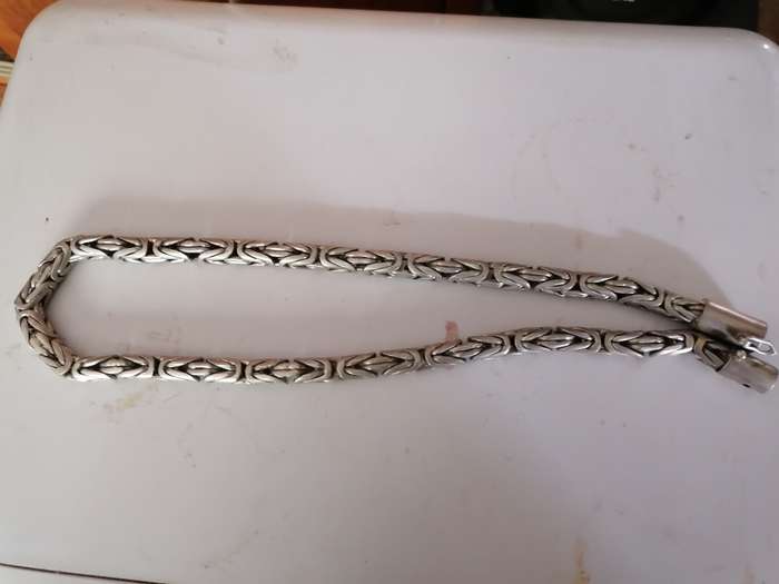 Stunning 53cm sterling silver necklace from bali