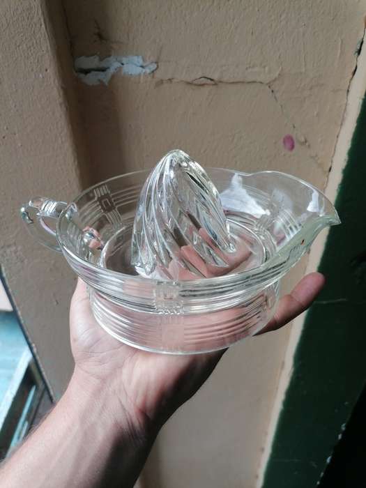 Clear Ribbed Glass Hand Citrus Juicer