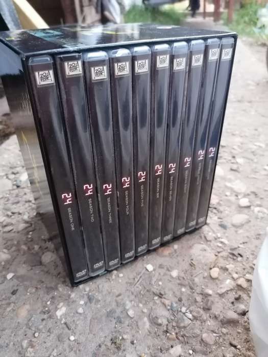 24 The Complete Series Seasons 1-8 + Redemption 55 DVDs Boxset