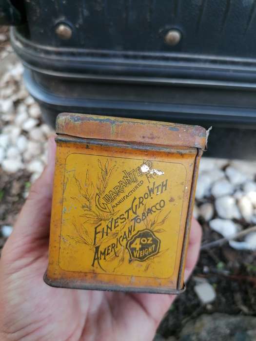 Rare find a antique Cameron`s havelock 4 oz Tabacco tin