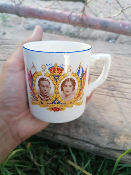 12th may 1937 coronation mug