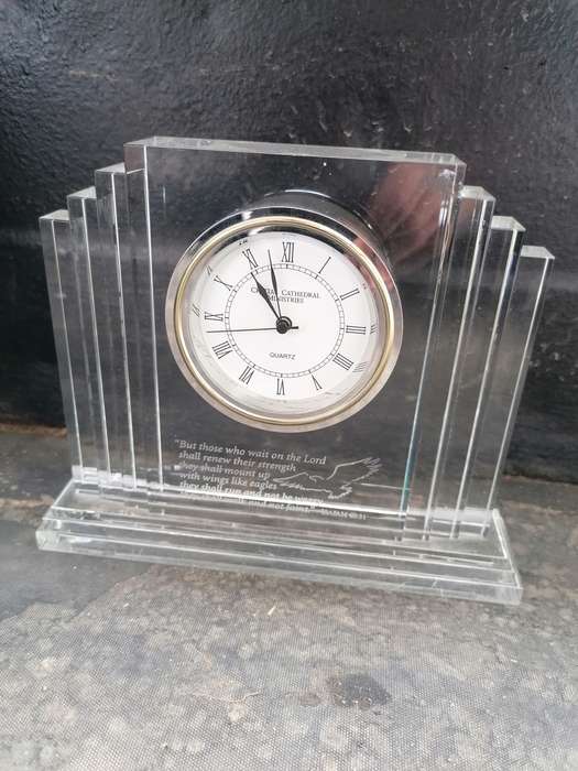 Crystal cathedral ministries crystal mantal clock