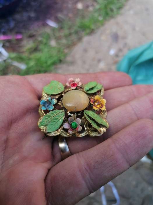 Vintage Czech brooch 1920s/1930s