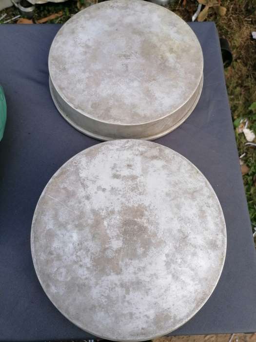 mirro aluminum cake pan bid per item