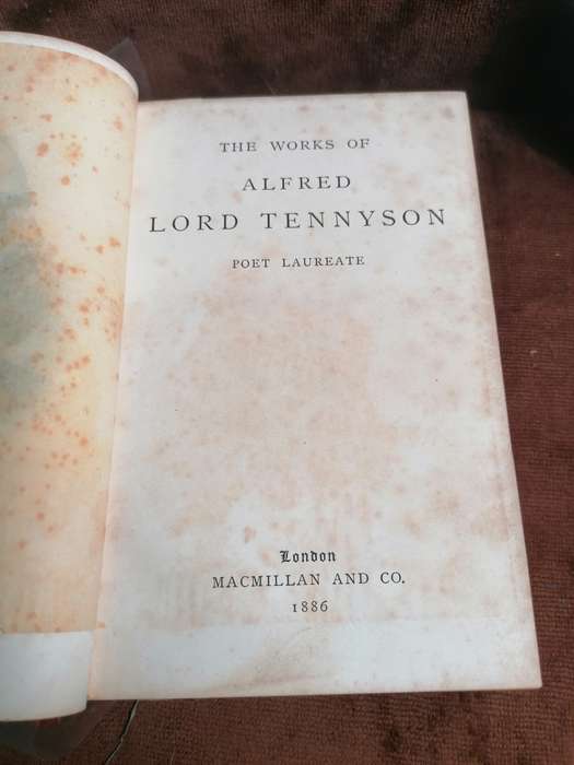 The poetical works of Alfred, lord Tennyson 1886