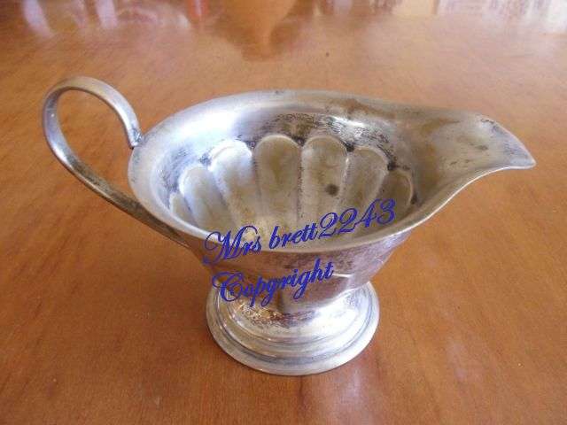 Sheffield England EPNS Gravy Dish ~ R1 START