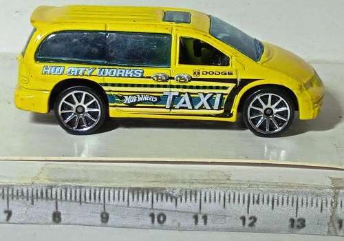 DCC Dodge Caravan