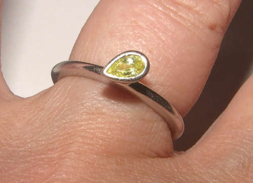 SWEET NATURAL PERIDOT IN SOLID STERLING SILVER RING!!!