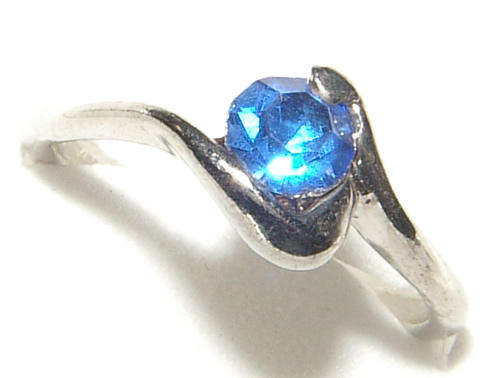 ***STOCK CLEARANCE SALE!*** CUTE RHINESTONE CRYSTAL RING - SIZE N.5 / 7!