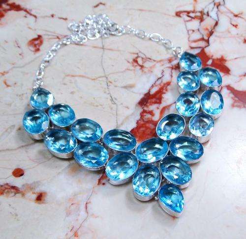 ****ELEGANCE AND BEAUTY!!****ONE OF A KIND TOPAZ GEMSTONE NECKLACE!