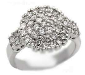 ***SIZE R***STUNNING DIAMOND SIMULANT RHODIUM CLUSTER RING!!!