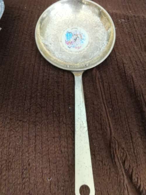 VINTAGE BRASS WALL HANGING PAN