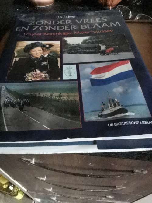 VINTAGE BOOK ZONDER VREES EN ZONDER BLAAM