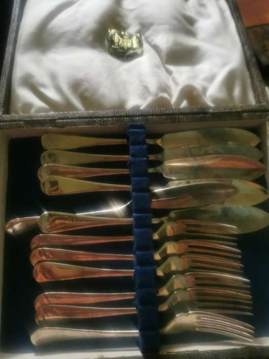 ANTIQUE SHEFFIELD FISH SET