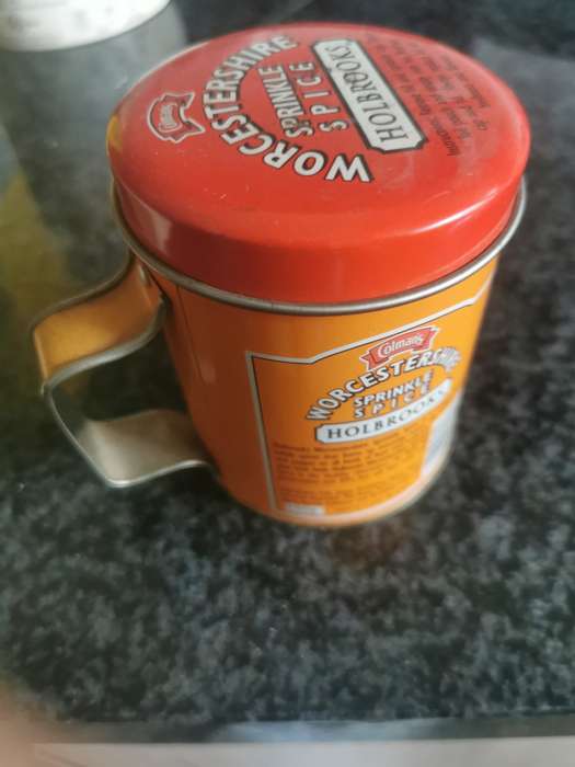 VINTAGE WORCESTERHIRE SPINKLE TIN 3