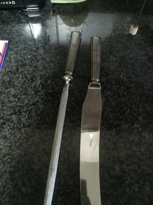Vintage James Ryals  carving set