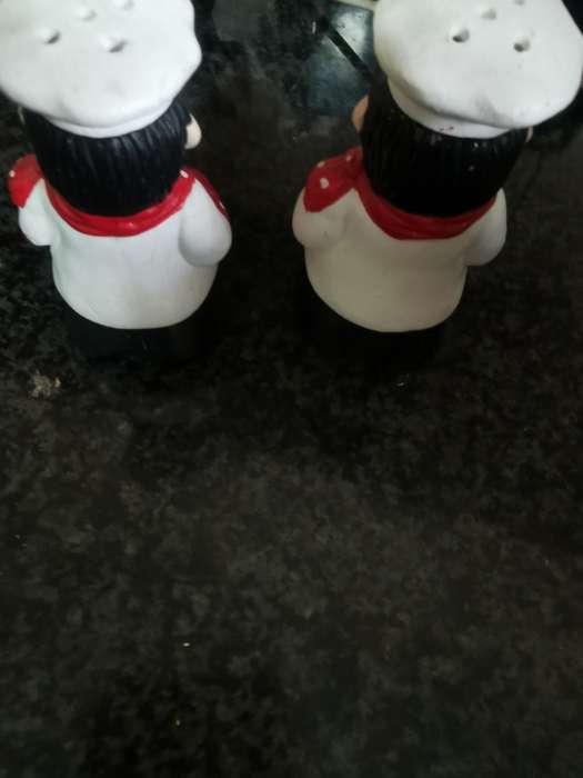 Vintage chef set salt and pepper shakers