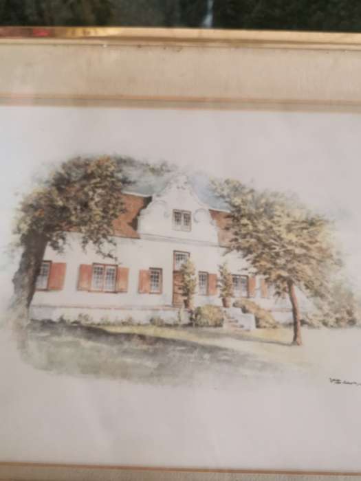 VINTAGE FRAMED FARMHOUSE