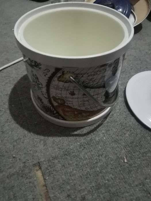 VINTAGE ICE BUCKET