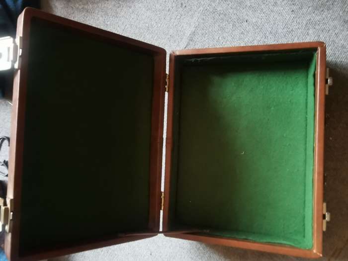 VINTAGE BRIEFCASE
