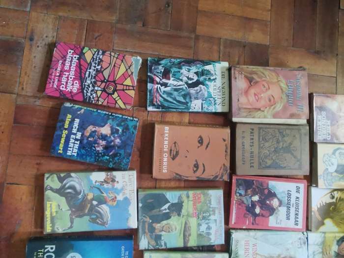 LOT STORY BOOKS