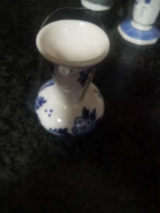 VINTAGE 7,5 CM ELVECO HANDPAINTED VASE