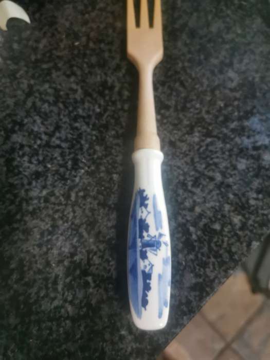 VINTAGE WOODEN FORK WITH PORCELAIN HANDLE