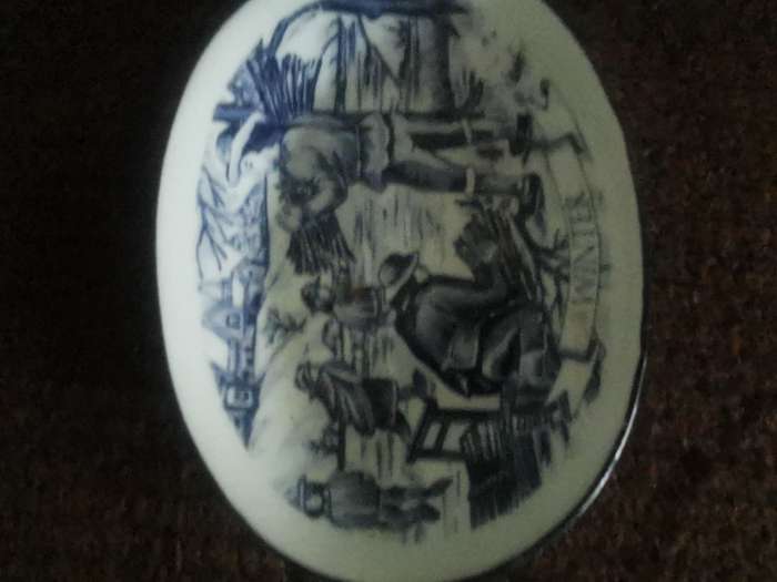 VINTAGE DELFT HOLLAND PLATE WINTER