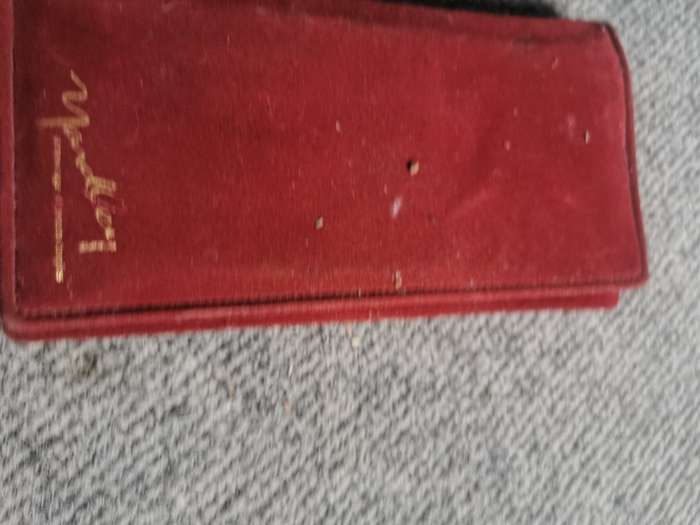 VINTAGTAGE YARDLEY VELVET PURSE WITH EXCESSORIES