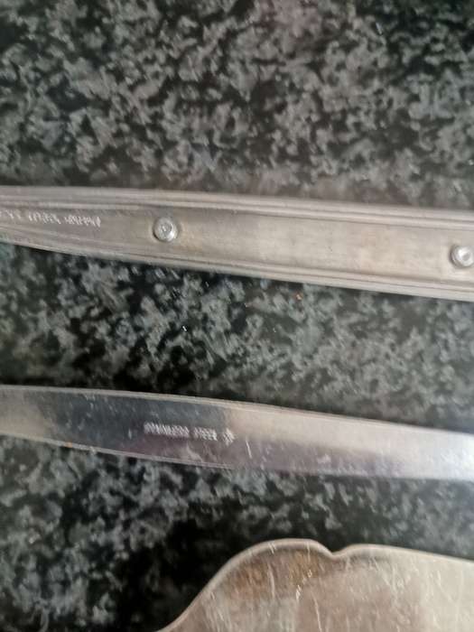 4 MARKED VNTAGE KITCHEN UTENSILS