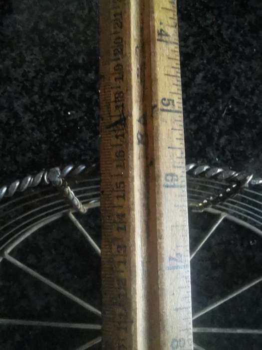 VINTAGE WIRE BASKET