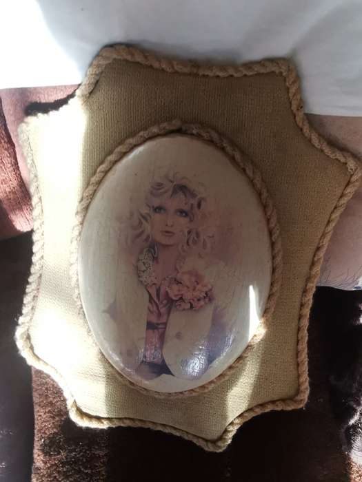 VINTAGE WALL HANGING