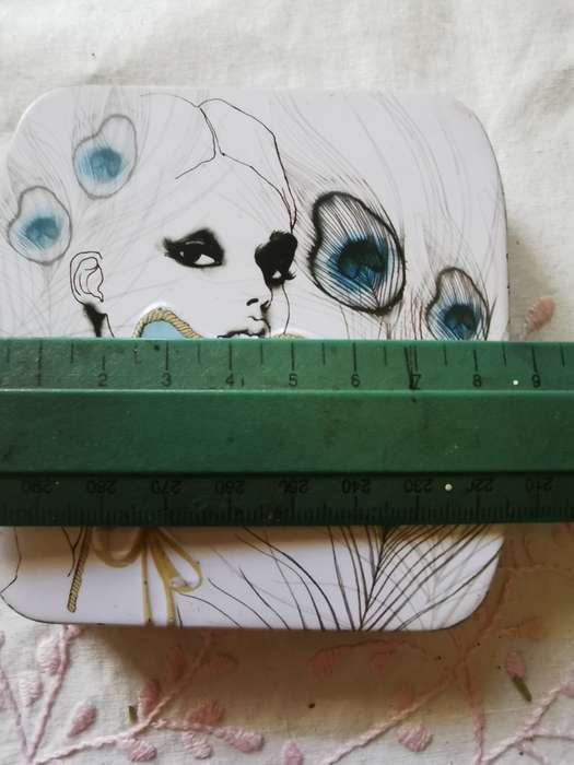 SMALL COLL TIN
