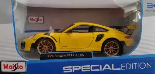 Porsche 911 GT2 RS (1:24 Scale) by Maisto