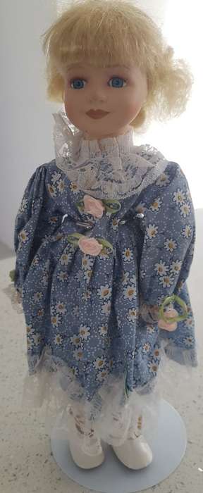 Doll: Porcelain Doll with Stand (350mm)