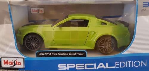 Ford Mustang Street racer 2014 (Scale 1:24 by Maisto Special Edition)