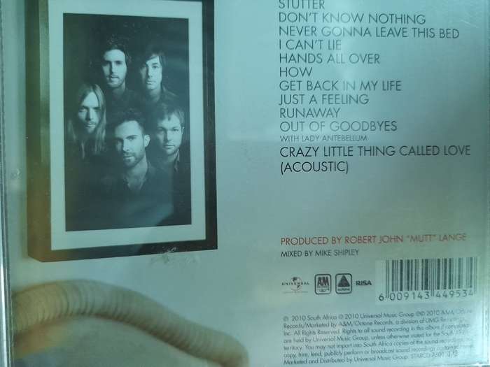 Maroon 5 - Hands All Over