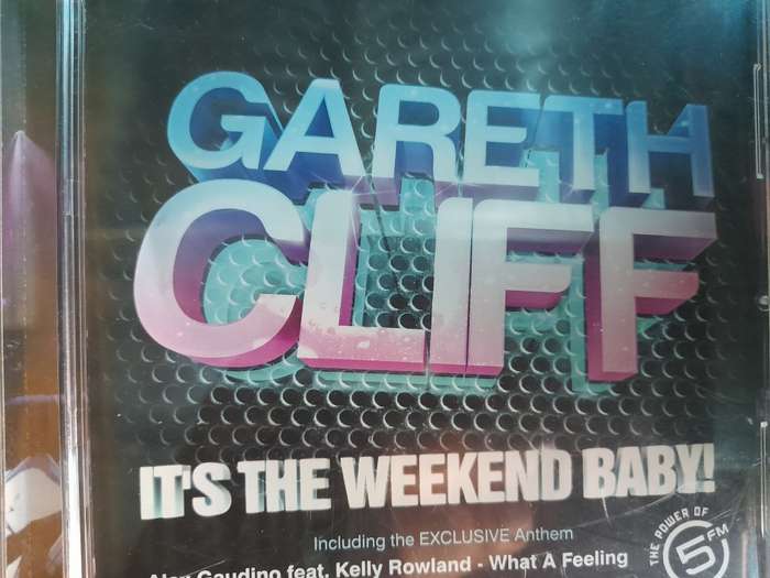 Gareth Cliff - It`s weekend baby!