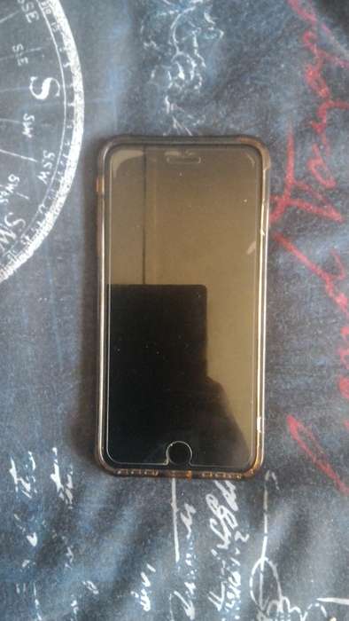 Selling an Iphone 7 plus 128 GB